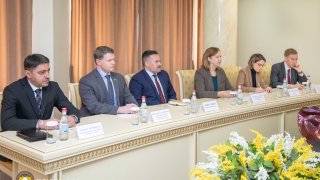 ՀՀ քննչական կոմիտեի նախագահ Արթուր Պողոսյանը հանդիպել է ՀՀ-ում ԱՄՆ արտակարգ և լիազոր դեսպանին